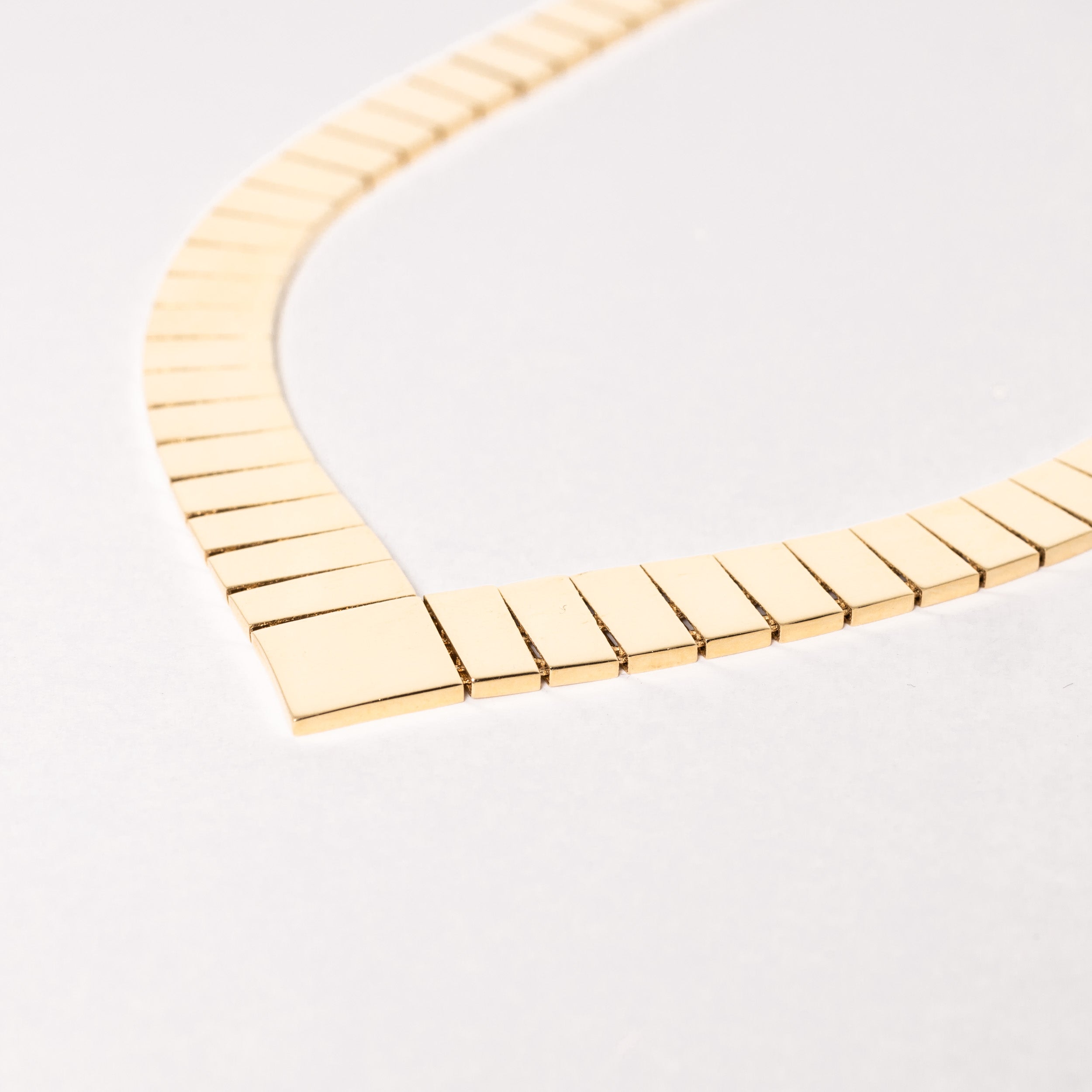 Omega V Shaped Necklace