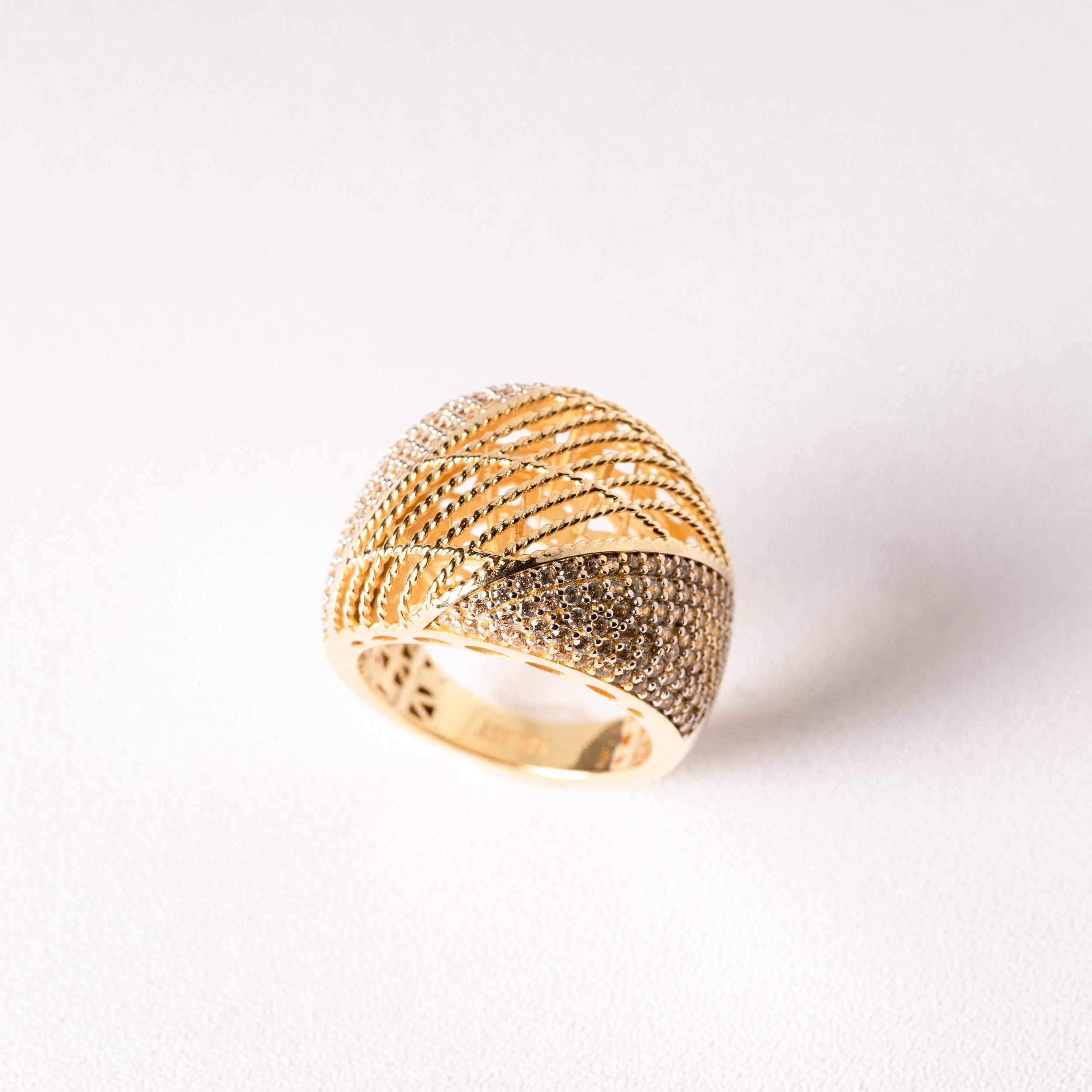Yellow gold Ring