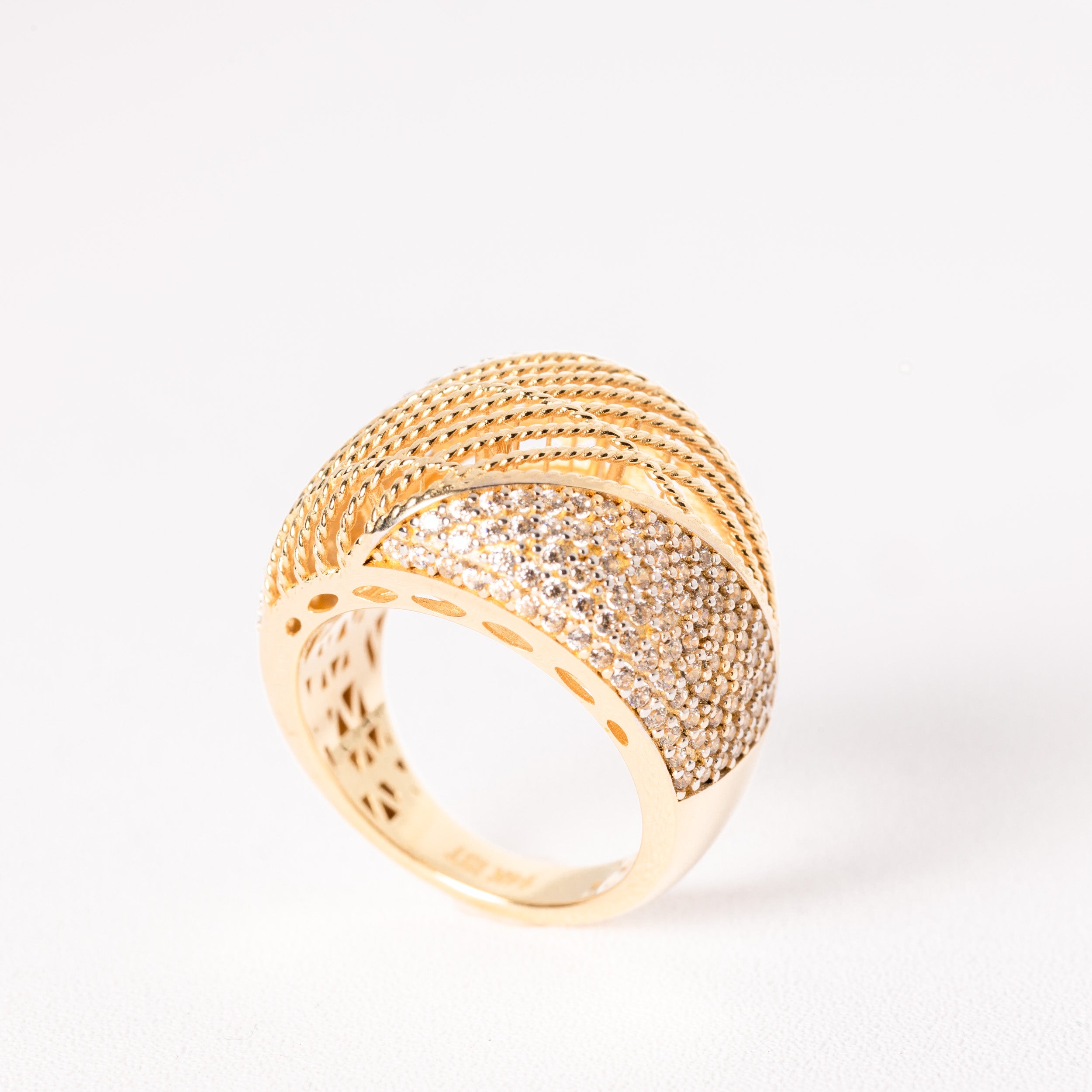 Yellow gold Ring